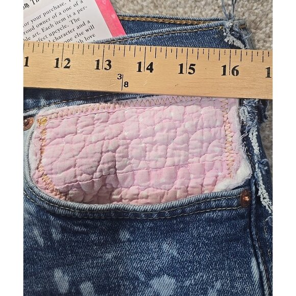 OOAK Magnolia Boho Reworked Levi Jeans Upcycle Boyfriend Indie Cat Adjusts 26-32 - Picture 5 of 16